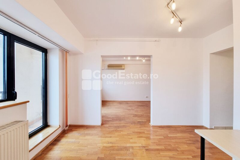 Piata Unirii 12, Fantani, Centrul Civic, Mitropolie, Palatul Parlamentului