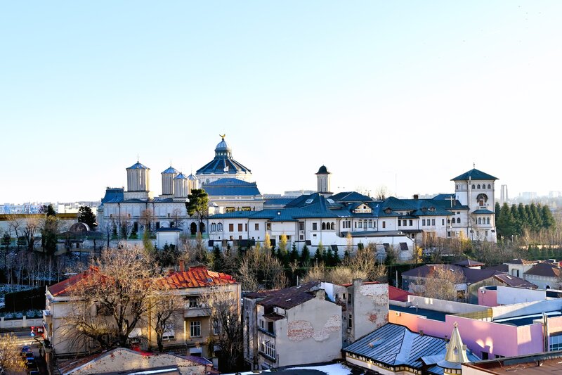 Piata Unirii 12, Fantani, Centrul Civic, Mitropolie, Palatul Parlamentului