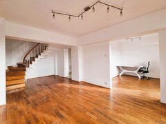 Piata Unirii 12, Fantani, Centrul Civic, Mitropolie, Palatul Parlamentului